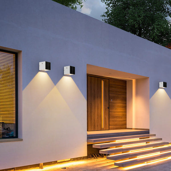 Zwarte Rechthoekige Solar LED Buitenwandlamp – Moderne Tuin & Terrasverlichting