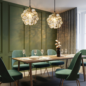 Elegante Bloemvormige Hanglamp – Petal-Style Glazen Kroonluchter