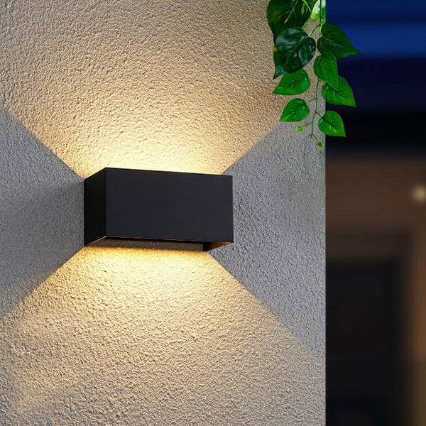 Moderne LED Op en Neer Buiten Wandlamp – Energiezuinige Waterdichte Verlichting