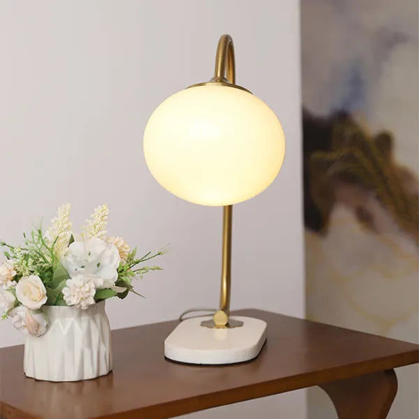 Elegante Glazen Tafellamp met Warm Licht – Modern Rond Design voor Woonkamer & Slaapkamer