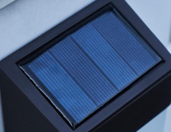Zonne-LED Wandlamp voor Buiten – Milieuvriendelijke Tuin- en Terrasverlichting