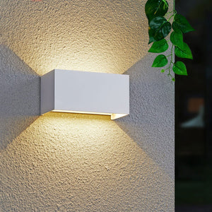 Moderne LED Op en Neer Buiten Wandlamp – Energiezuinige Waterdichte Verlichting
