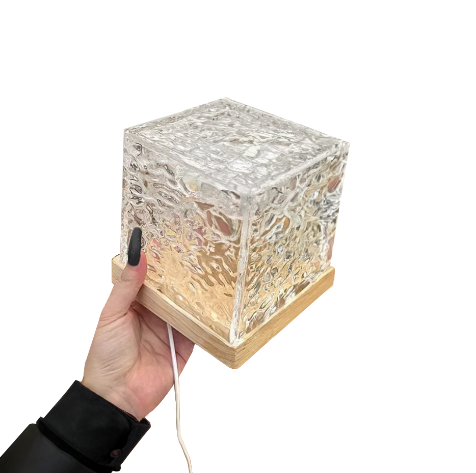 PrismWappen Kristal-Inspiratie LED Tafellamp – Elegante Geometrische Verlichting voor Thuis