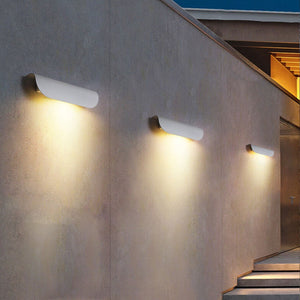Gebogen LED Buitenwandlamp – Moderne Weerbestendige Tuin- & Terrasverlichting