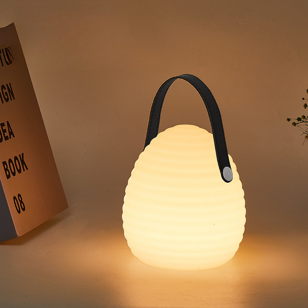 Weerbestendige LED Buitenlantaarn – Draagbare Tuin- en Terraslamp met Afstandsbediening
