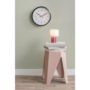 Moderne Stapelbare Kruk Cherish – Duurzaam & Ruimtebesparend Zitmeubel voor Elk Interieur