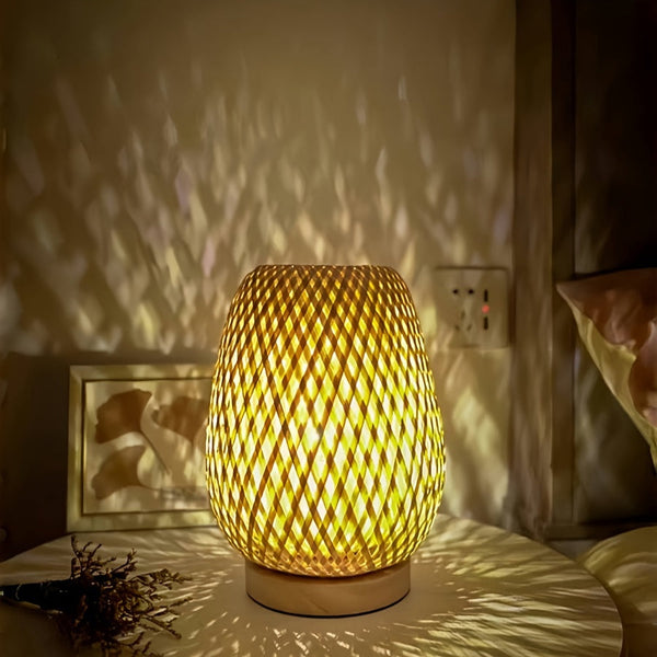 Boho LED Tafellamp – Dimbare Bamboe Nachtlamp voor Gezellige Sfeer in de Slaapkamer