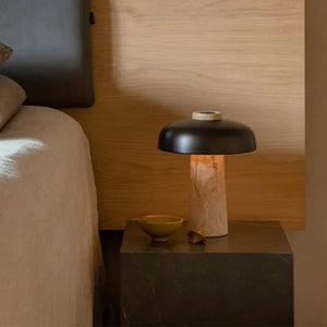 Natuurlijke Travertin Stenen Tafellamp – Moderne Woonverlichting in Beige