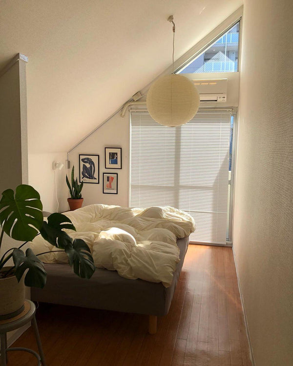 Lichte Papieren Hanglamp met Zachte Diffuse Verlichting – Moderne Plafondlamp