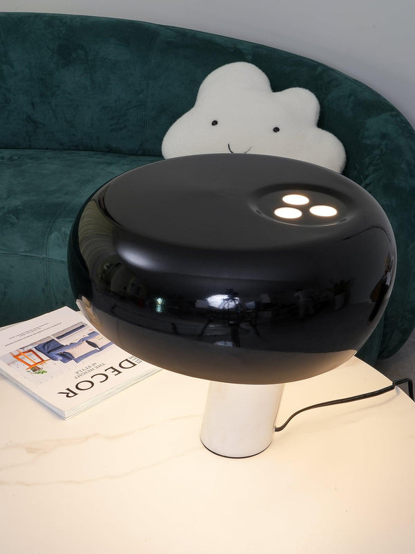 Marmeren Tafellamp met Elegante Stenen Voet – Moderne Woonkamer & Slaapkamer Verlichting