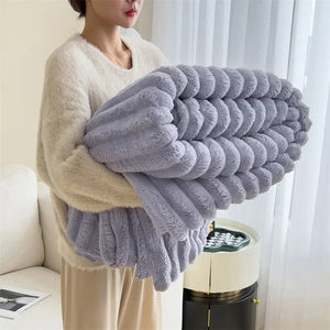 Breed Gestreept Flanel Fleece Deken  Gezellige Plaid voor Woonkamer  Slaapkamer