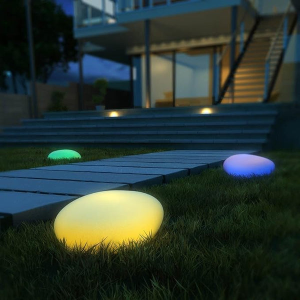 Elegante Buitenlamp in Natuursteen – LED Licht voor Tuinpad & Terras