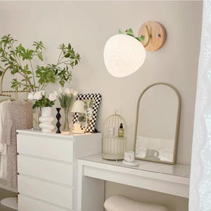 Charmante Scandinavische Wandlamp met Aardbei  en Pompoenontwerp voor Slaapkamer of Woonkamer