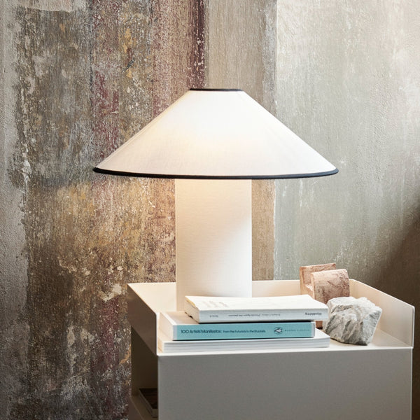 Colette Tafellamp | Elegante LED Tafellamp van Metaal en Stof voor Woonkamer & Slaapkamer