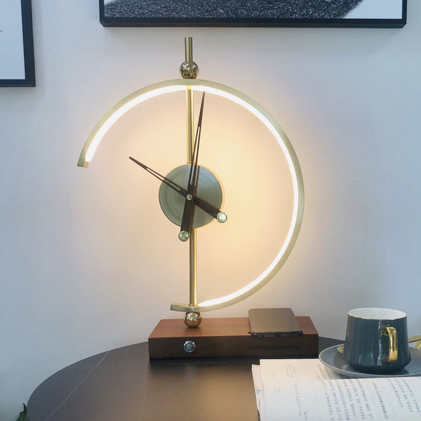 Minimalistische Tafellamp met Zacht LED Licht – Modern Glas & Metaal Design
