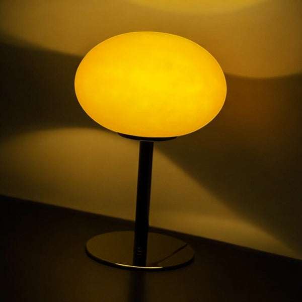 Moderne Bolvormige Tafellamp – LED Binnenverlichting voor Gezellige Sfeer