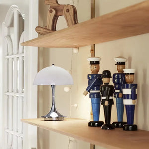 LumeAura Elegante Oplaadbare LED Tafellamp – Draadloze, Dimbare Verlichting voor Slaapkamer & Woonkamer