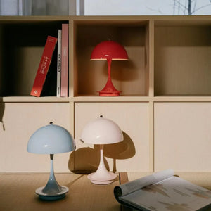 Elegante Oplaadbare LED Tafellamp – Stijlvolle Nachtlamp voor Gezellige Interieurs