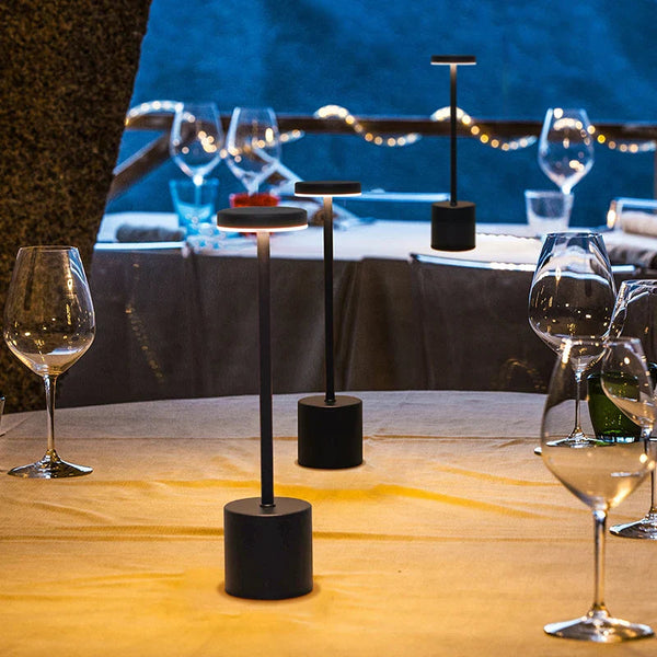 Draadloze LED Tafellamp met Instelbare Helderheid – Moderne Binnen- en Buitenverlichting