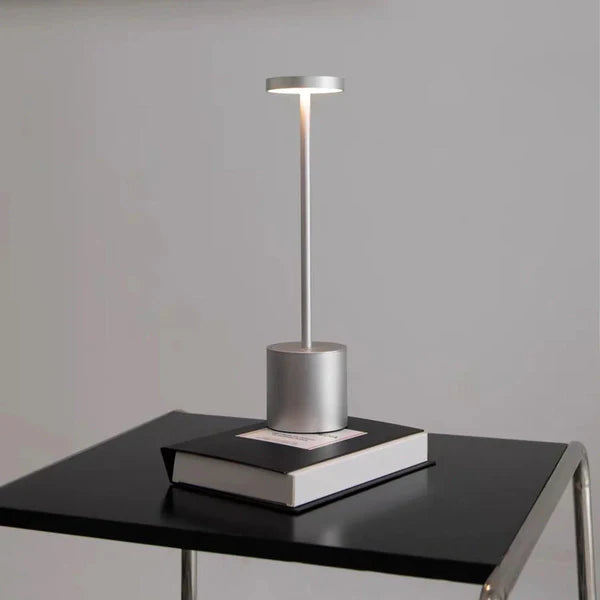 Draadloze LED Tafellamp met Instelbare Helderheid – Moderne Binnen- en Buitenverlichting