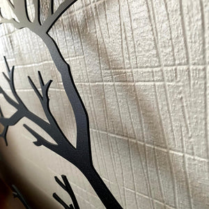 Elegante Metalen Wanddecoratie met Vogels op Tak  Moderne & Tijdloze Woondecoratie