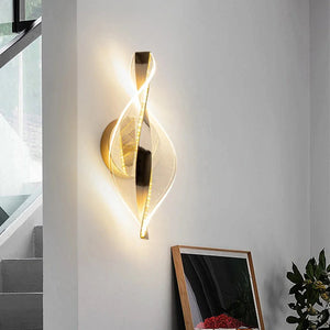 Elegante Moderne LED-Wandlamp  Gouden Afwerking met Mat Acryl Licht