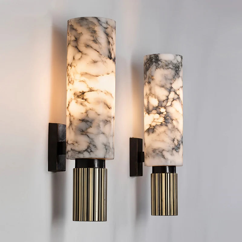 Luxe Wandlamp met Marmeren Afwerking en Zachte LED Verlichting – Modern Interieur