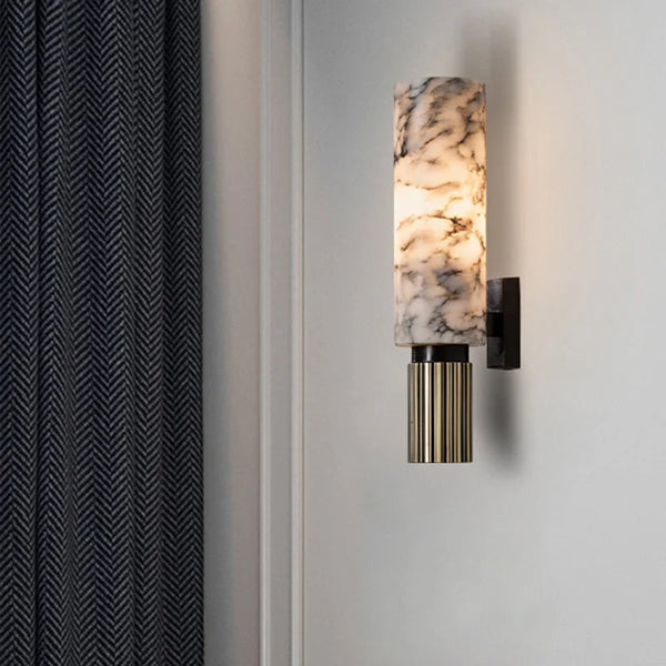 Luxe Wandlamp met Marmeren Afwerking en Zachte LED Verlichting – Modern Interieur