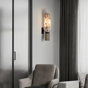 Luxe Wandlamp met Marmeren Afwerking en Zachte LED Verlichting – Modern Interieur