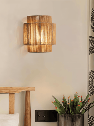 Boho Wandlamp van Henneptouw met Rotan Kap – Natuurlijke Wandverlichting