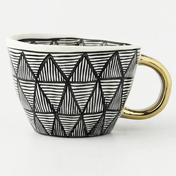 Elegant Handbeschilderde Mok met Artistiek Gouden Handvat  Stijlvolle Koffie- en Theebeker