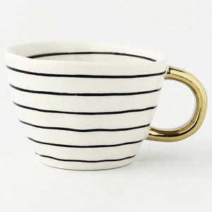 Elegant Handbeschilderde Mok met Artistiek Gouden Handvat  Stijlvolle Koffie- en Theebeker