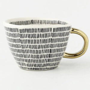 Elegant Handbeschilderde Mok met Artistiek Gouden Handvat  Stijlvolle Koffie- en Theebeker