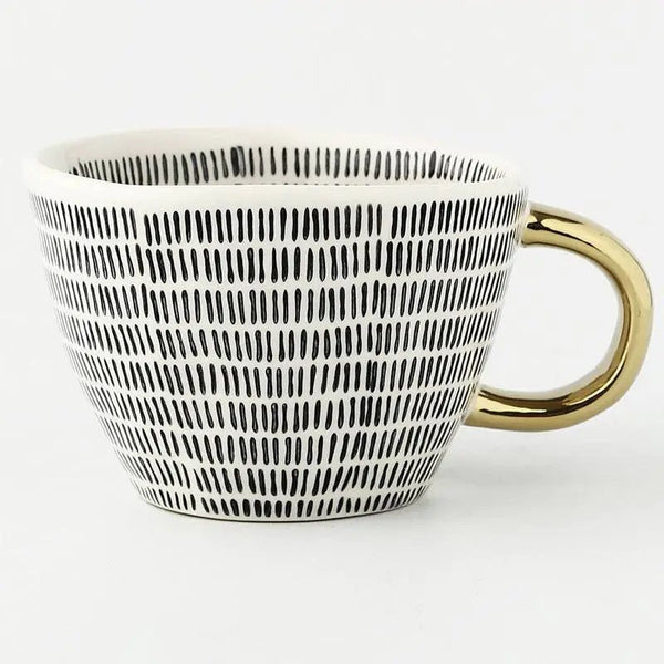Elegant Handbeschilderde Mok met Artistiek Gouden Handvat  Stijlvolle Koffie- en Theebeker