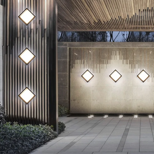 Elegante Buitenwandlamp met Bewegingssensor – Waterdichte Aluminium LED Verlichting