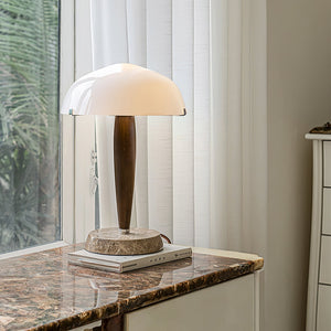 Elegante Tafellamp van Glas en Walnoot met Marmeren Accenten – Moderne Interieurverlichting