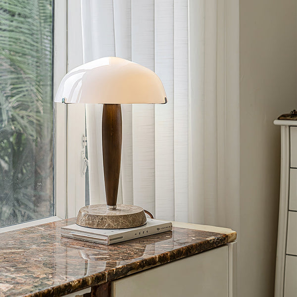 Elegante Tafellamp van Glas en Walnoot met Marmeren Accenten – Moderne Interieurverlichting