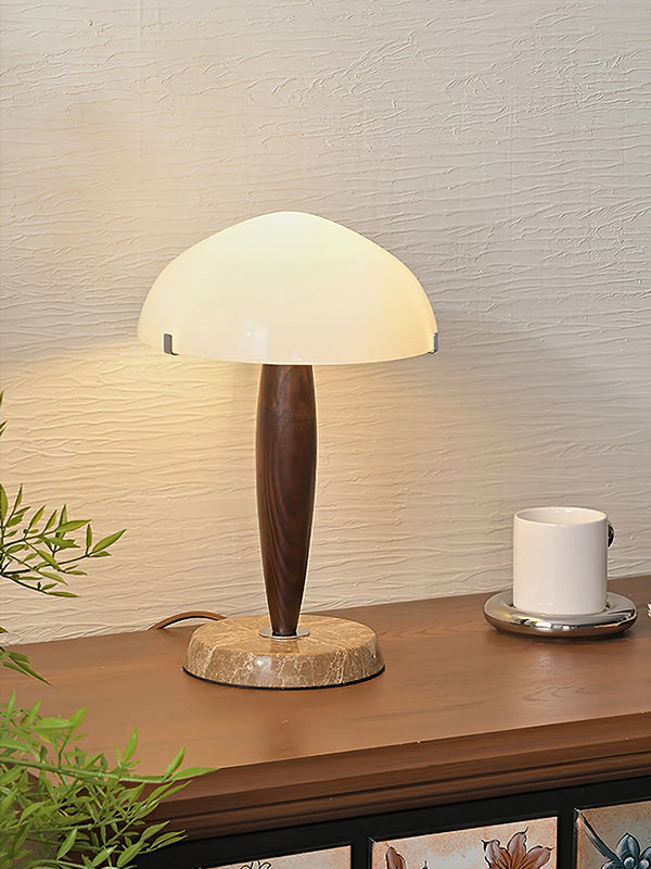 Elegante Tafellamp van Glas en Walnoot met Marmeren Accenten – Moderne Interieurverlichting