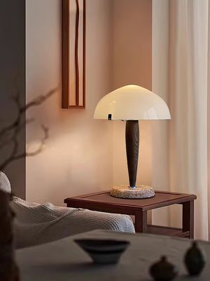 Elegante Tafellamp van Glas en Walnoot met Marmeren Accenten – Moderne Interieurverlichting