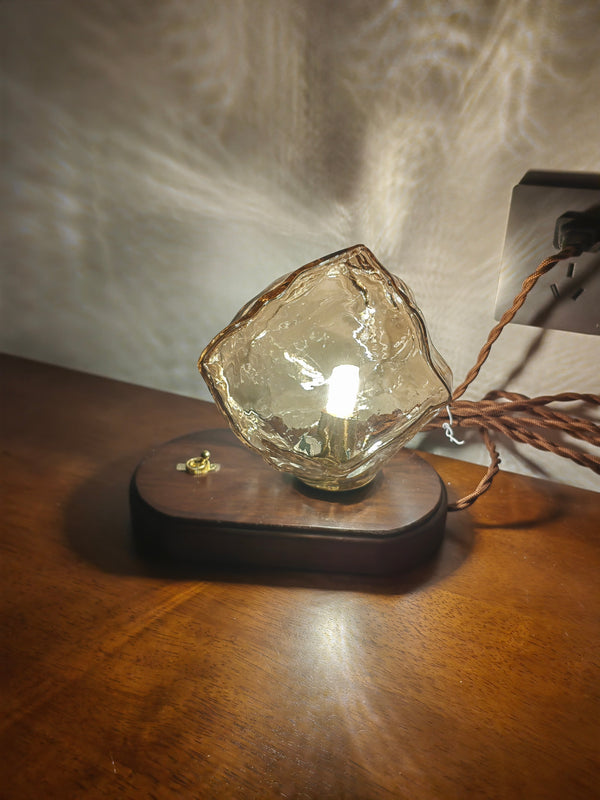 Frostleuchten Glas Tafellamp – Elegante IJsachtige Vormgeving voor Moderne Interieurs