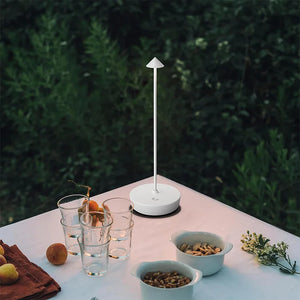 LumisBogen Draadloze LED Tafellamp – Minimalistische Woonverlichting, Oplaadbaar, Touch Bediening, Zwart & Goud