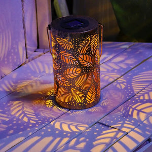 2 Stuks Elegante Solar LED Lantaarn met Bladpatroon – Tuin & Terras Verlichting