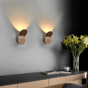 Moderne Wandlamp met Ingebouwde LED – Gebogen Metalen Design 30cm