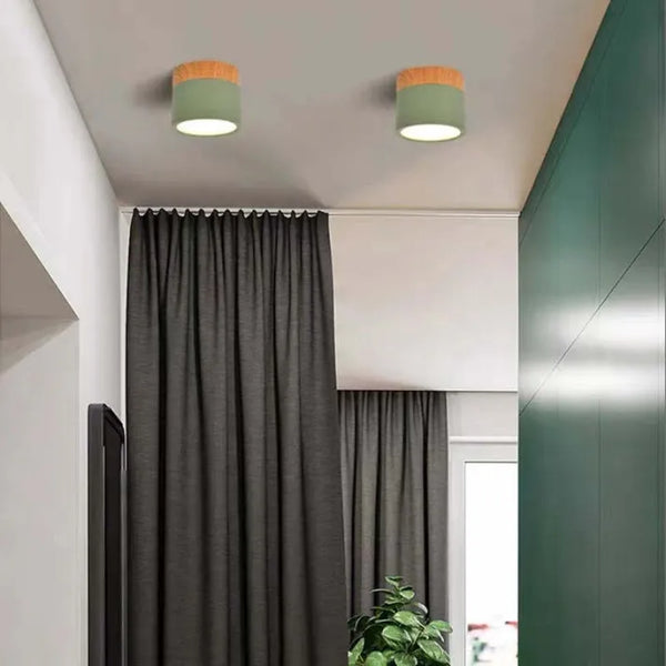 Moderne zwarte plafondlamp met houtaccent – LED design verlichting