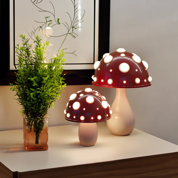 Paddestoelvormige Hanglamp – Elegante Gouden Accenten voor Woonkamers en Slaapkamers