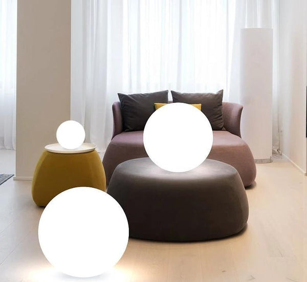 Kogelformige LED Tuinlamp met Afstandsbediening – Draadloze Binnen- & Buitenverlichting