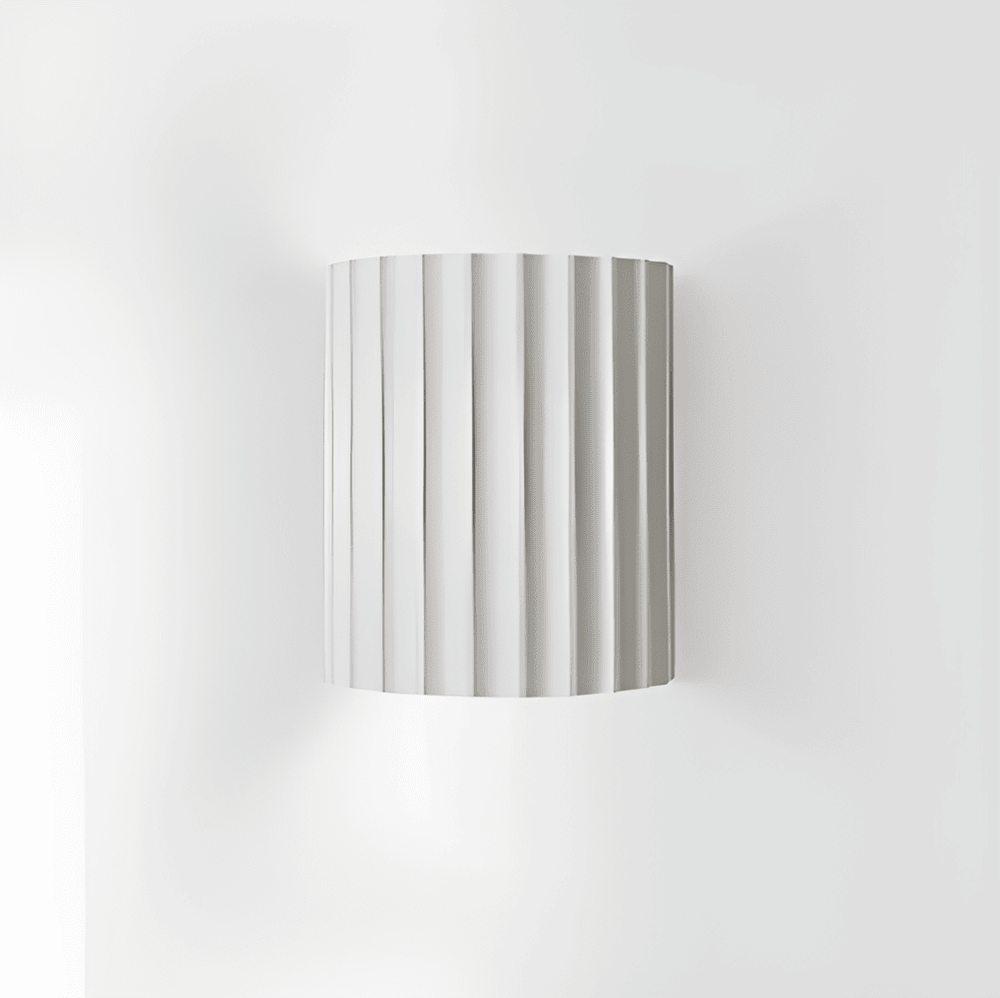 Moderne Gestreepte LED Wandlamp van Resin – Scandinavische Sfeerverlichting voor Gezellige Interieurs
