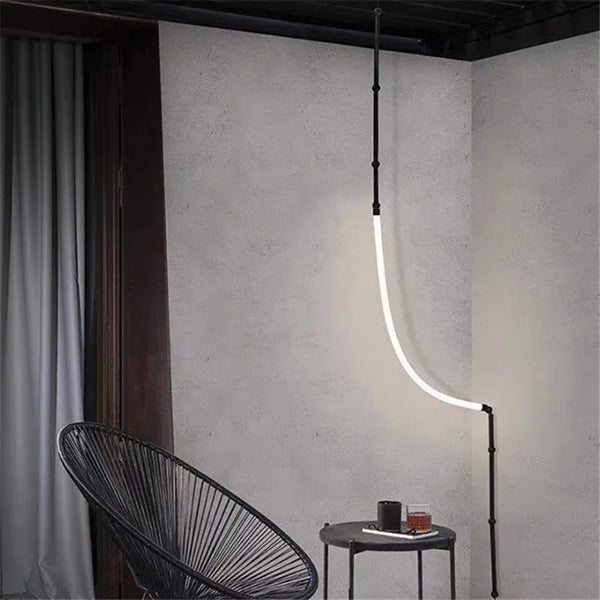 Curvella Zwarte Metalen Hanglamp – Moderne LED Design Lamp voor Woonkamer
