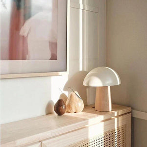 Juno Tafellamp – Moderne Scandinavische LED Verlichting voor Woon- & Slaapkamer