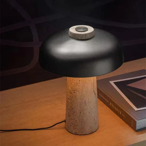 Natuurlijke Travertin Stenen Tafellamp – Moderne Woonverlichting in Beige